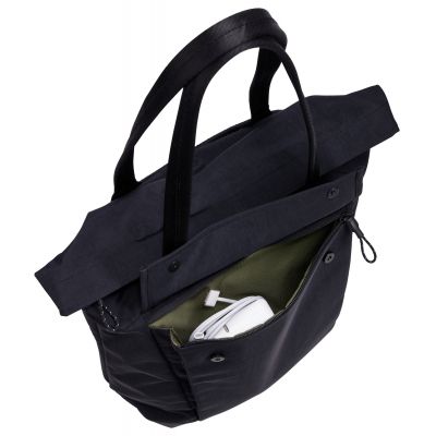 - Thule Paramount Tote 22L